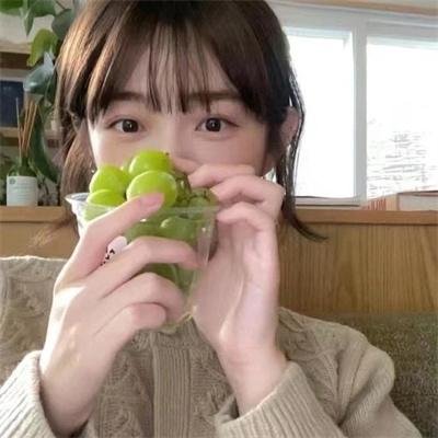 裙底春 海报